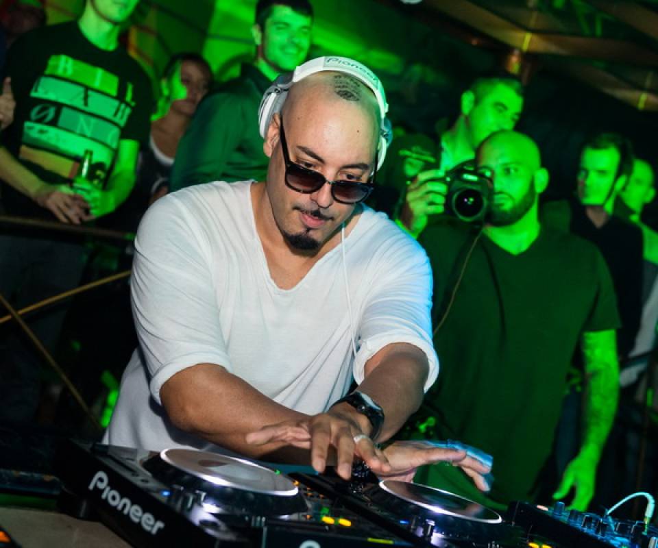 roger-sanchez