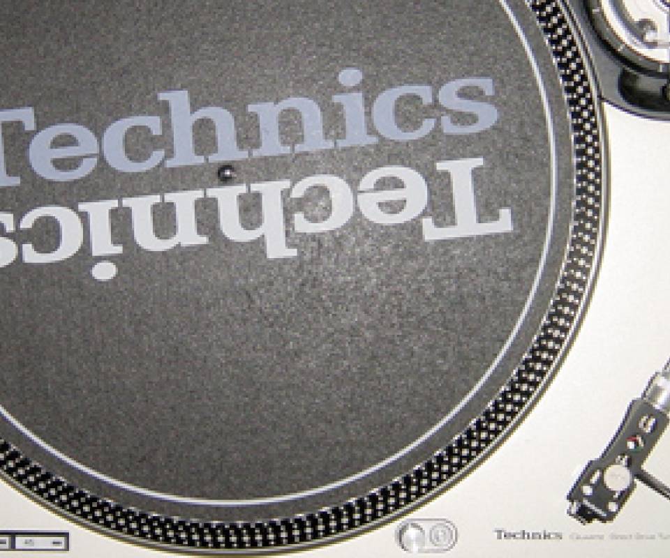 Technics 1200